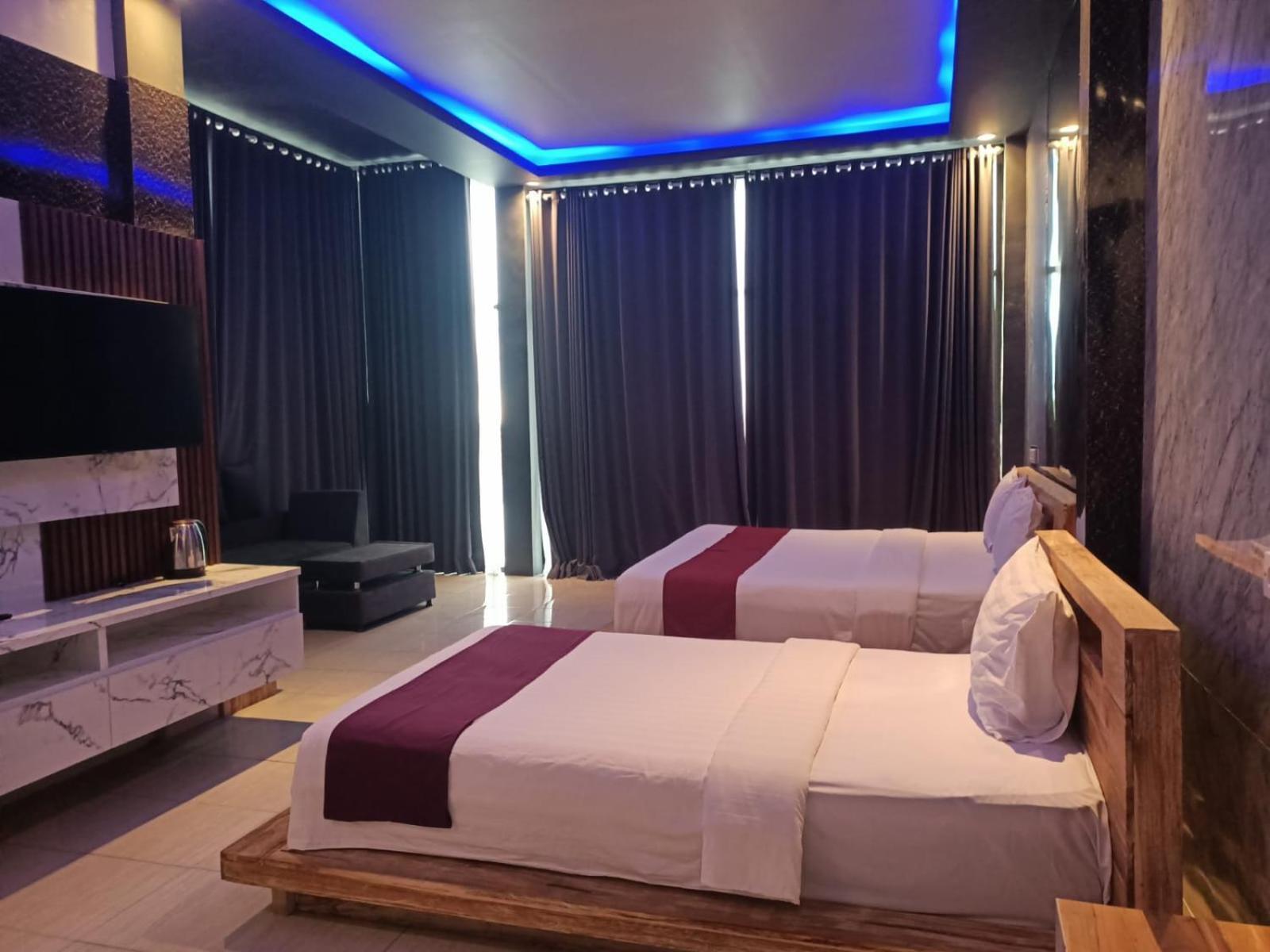 Kelingking Sunset Point & Hotel